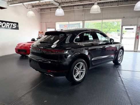 Used 2019 Porsche Macan S AWD/4WD image 9