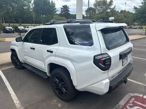 Used 2026 Toyota 4Runner Platinum AWD/4WD image 3