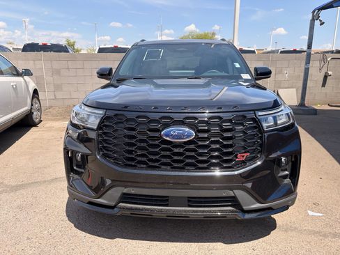 Certified 2025 Ford Explorer ST AWD/4WD image 2