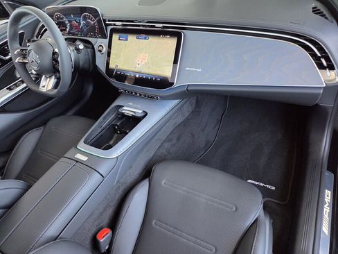 New 2026 Mercedes-Benz E 53 AMG e 4MATIC Sedan image 18