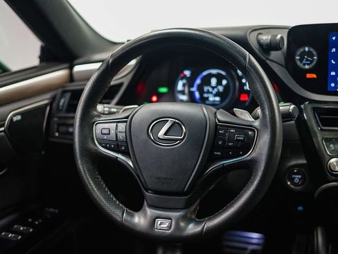 Used 2024 Lexus ES 300h F Sport w/ Accessory Package (Z1) image 15