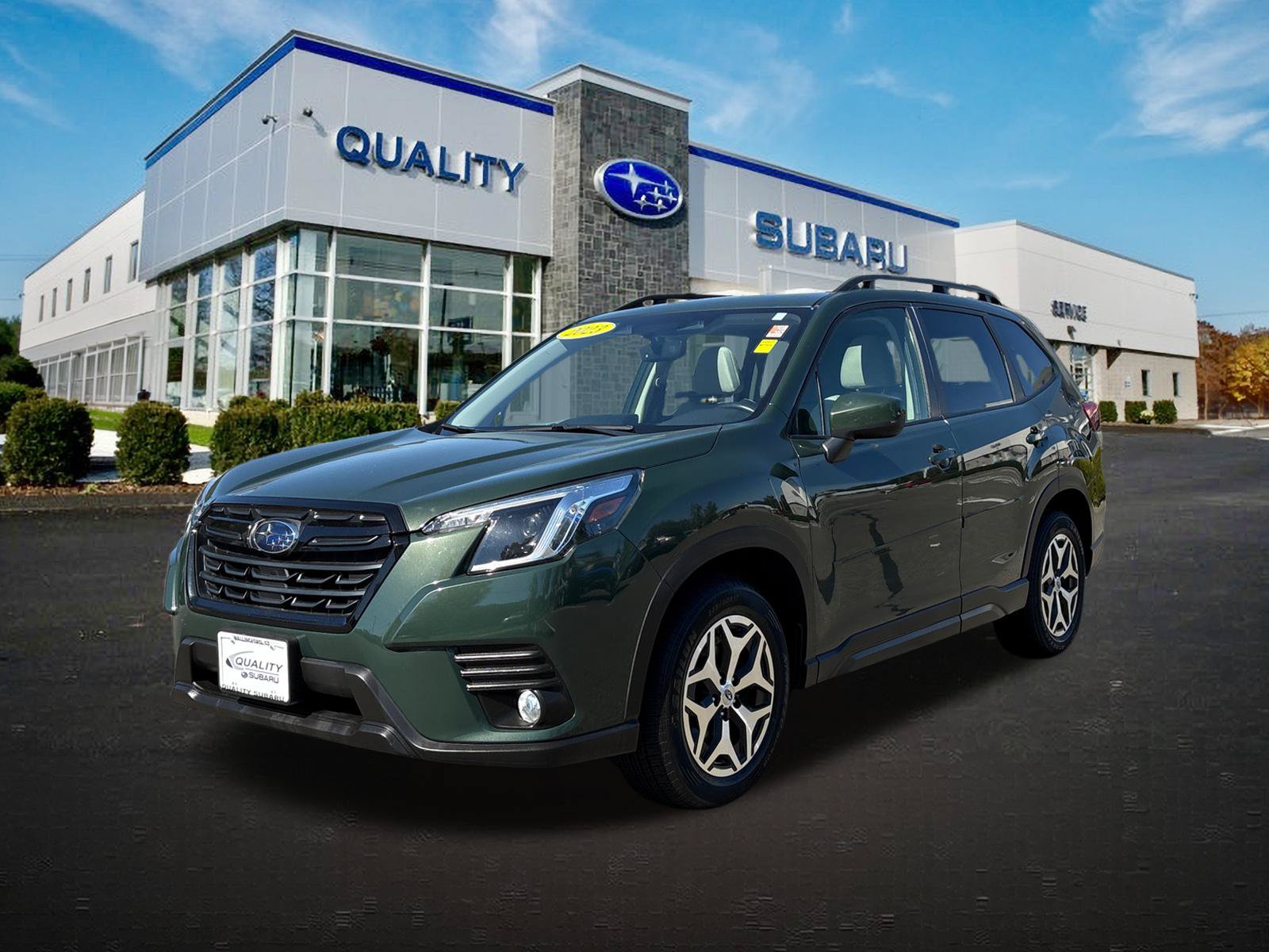 Used 2023 Subaru Forester Premium AWD/4WD image 1