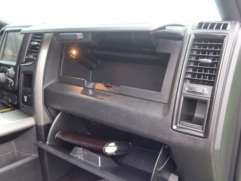 Used 2017 RAM 1500 Sport w/ Sublime Green Sport Package image 19