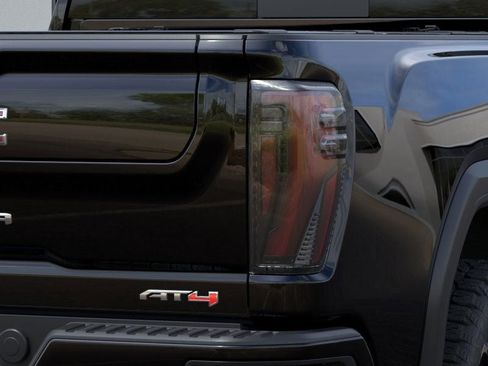 New 2025 GMC Sierra 2500 AT4 w/ AT4 Premium Plus Package image 11