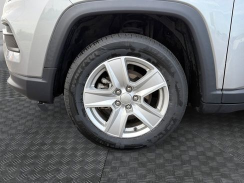 Used 2022 Jeep Compass Latitude w/ Convenience Group AWD/4WD image 14