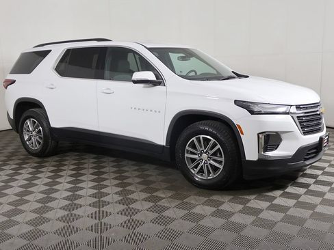 Used 2023 Chevrolet Traverse LT AWD/4WD image 14