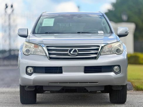 Used 2011 Lexus GX 460 AWD/4WD image 3