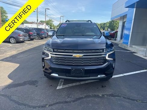 Used 2023 Chevrolet Tahoe Premier AWD/4WD image 3