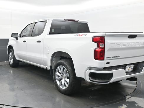 Used 2023 Chevrolet Silverado 1500 Custom image 8