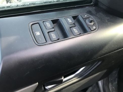 Used 2008 Land Rover LR2 SE image 7