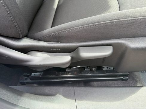 Used 2025 Chevrolet Malibu LT FWD image 36