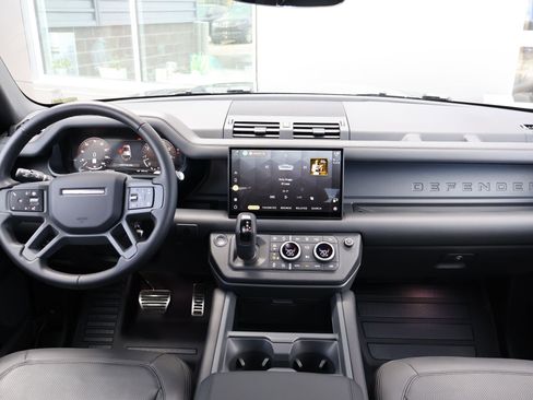 Certified 2025 Land Rover Defender 110 S AWD/4WD image 23