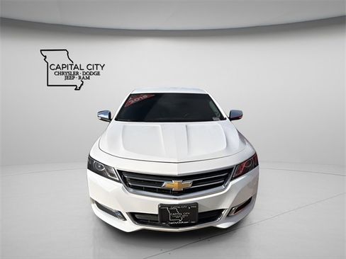 Used 2014 Chevrolet Impala LT image 2