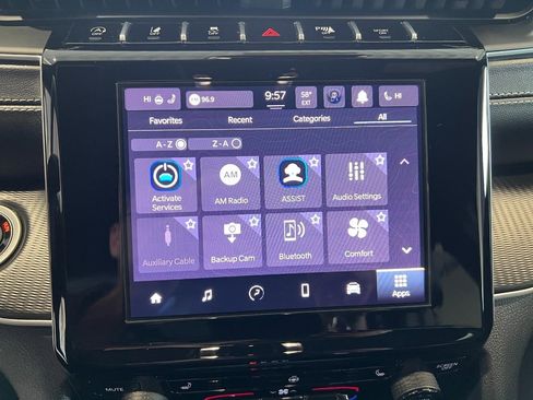 Used 2025 Jeep Grand Cherokee L Laredo image 19