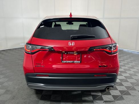 Used 2026 Honda HR-V Sport image 4