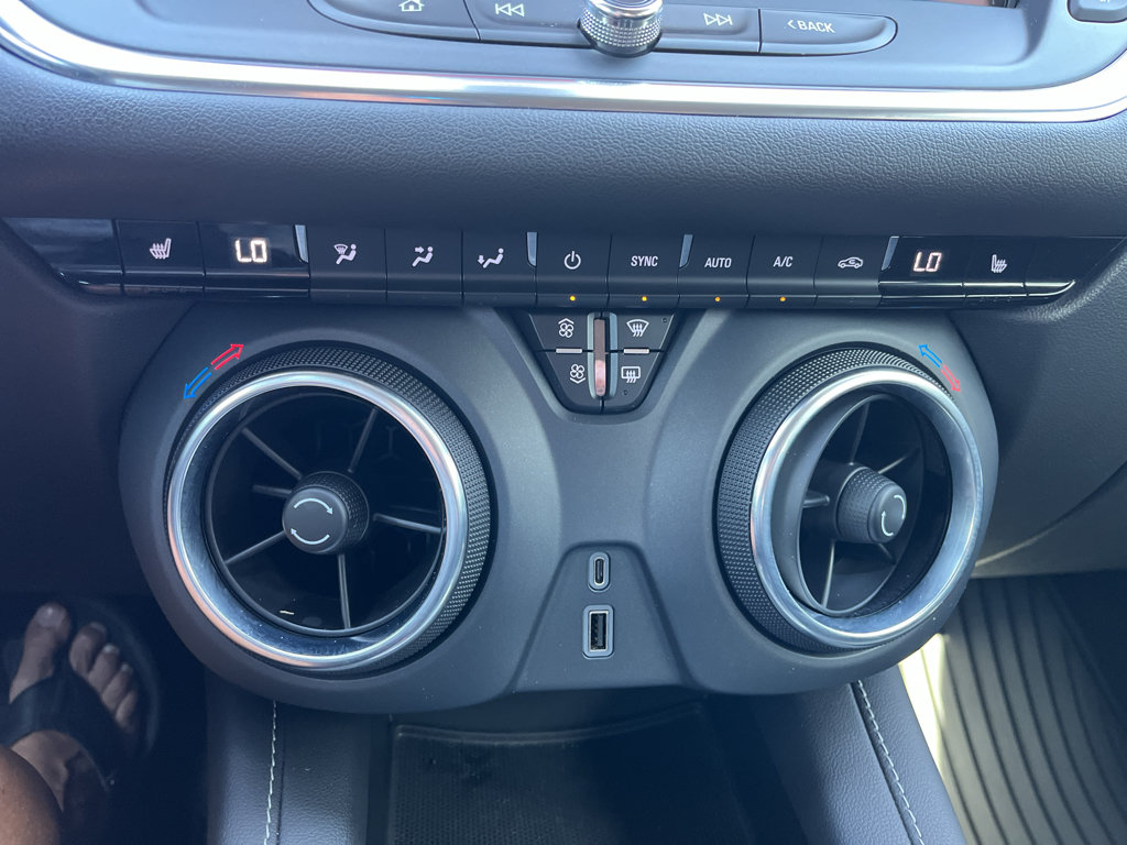 Used 2023 Chevrolet Blazer LT FWD image 21