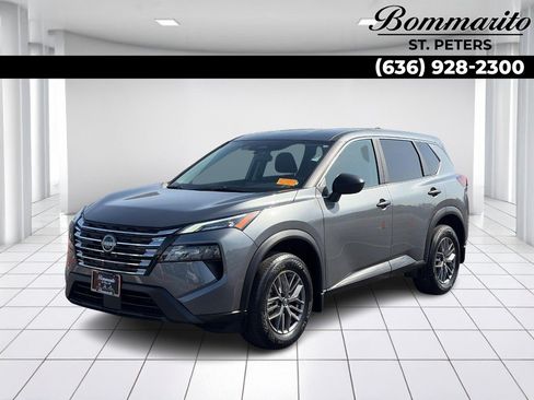 Used 2025 Nissan Rogue S FWD image 1