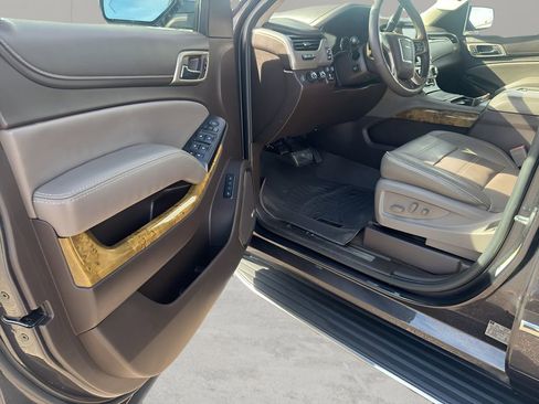 Used 2016 GMC Yukon XL Denali w/ Open Road Package image 10