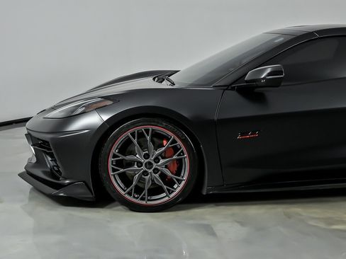 Used 2023 Chevrolet Corvette Stingray Premium Cpe w/ Z51 Performance Package RWD image 7