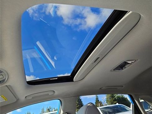 Used 2023 Hyundai Kona SEL image 18