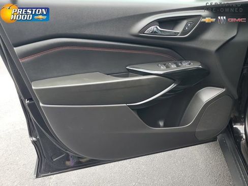 Certified 2025 Chevrolet Trax RS w/ Driver Confidence Package FWD image 20