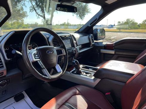 Used 2019 Ford F150 King Ranch w/ Equipment Group 601A Luxury RWD image 21