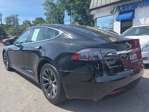 Used 2018 Tesla Model S 100D AWD/4WD image 4