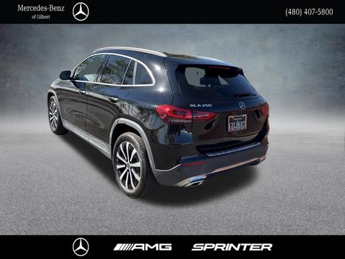 Certified 2022 Mercedes-Benz GLA 250 4MATIC w/ Premium Package Lite image 4