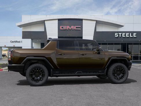 New 2025 GMC Hummer EV 3X w/ LPO, Dark Essentials Package image 5