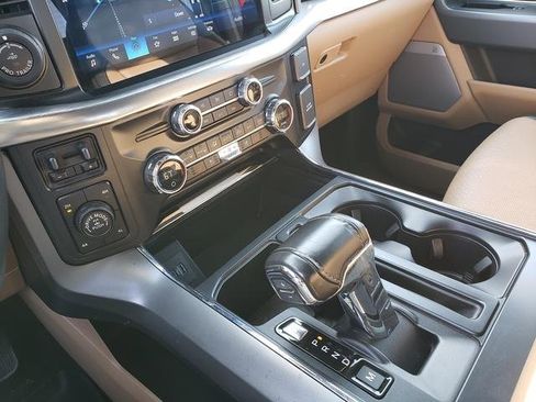 Used 2021 Ford F150 Lariat w/ Max Trailer Tow Package image 26