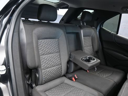 Used 2020 Chevrolet Equinox LT image 40