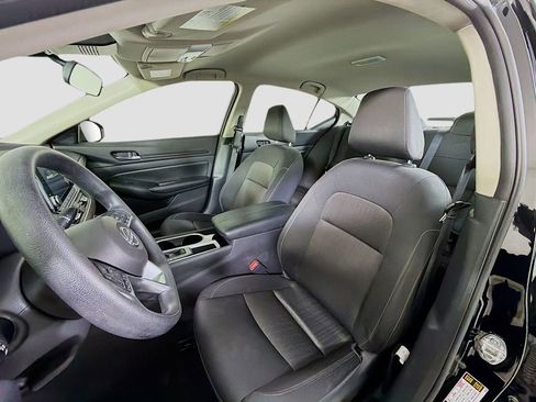 Used 2024 Nissan Altima 2.5 SV image 13