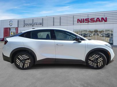 New 2026 Nissan Leaf SV+ w/ Floor Mat Package (SV+)