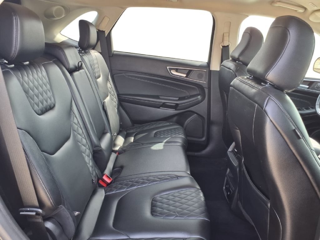 Used 2023 Ford Edge Titanium AWD/4WD image 19