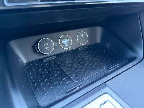 Used 2025 Genesis G70 3.3T Advanced AWD/4WD image 25