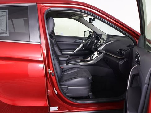 Used 2024 Mitsubishi Eclipse Cross SE image 29