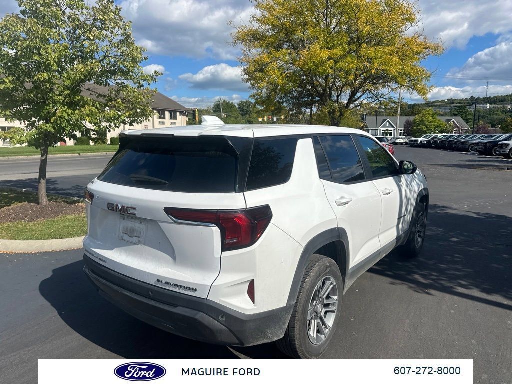 Used 2025 GMC Terrain Elevation AWD/4WD image 5