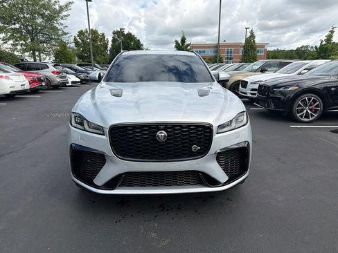 Used 2023 Jaguar F-PACE SVR AWD/4WD image 8