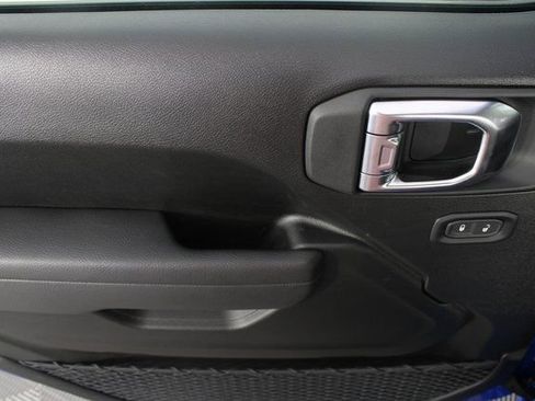 New 2026 Jeep Gladiator Sport image 13