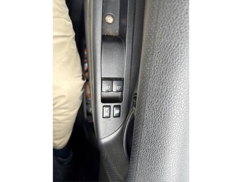 Used 2015 Nissan NV200 SV w/ Technology Package image 27