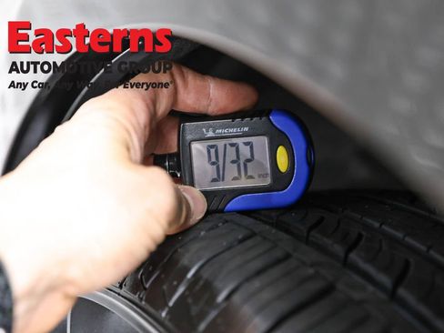 Used 2023 Toyota bZ4X XLE w/ Weather Package FWD image 26