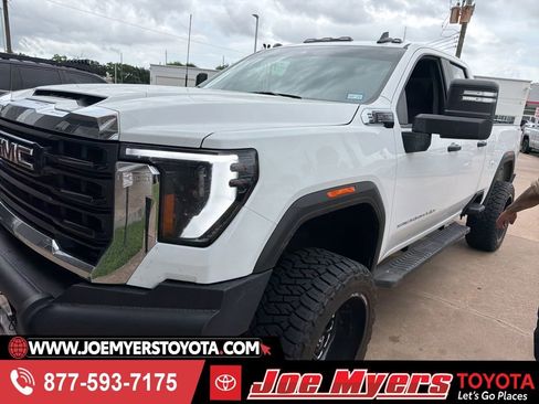 Used 2024 GMC Sierra 2500 Pro w/ Convenience Package AWD/4WD image 1