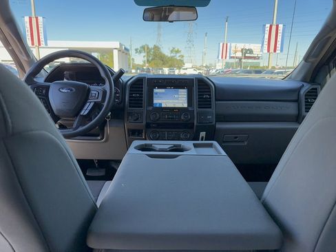 Certified 2018 Ford F250 XL w/ STX Appearance Package image 28