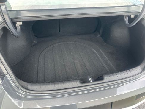 Used 2025 Hyundai Elantra SEL FWD image 16