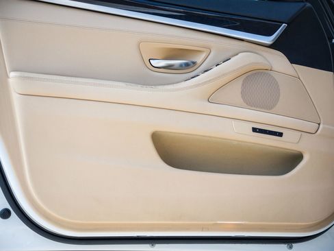 Used 2014 BMW 535i xDrive Sedan image 18