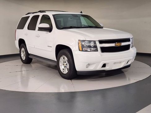 Used 2013 Chevrolet Tahoe LT w/ Luxury Package image 7