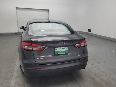 Used 2020 Ford Fusion SE FWD image 6