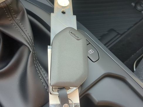 New 2025 Kia K4 EX image 25