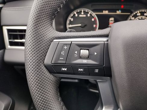 New 2026 Mitsubishi Outlander SE image 26