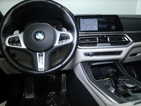 Used 2023 BMW X5 xDrive40i w/ M Sport Package AWD/4WD image 32